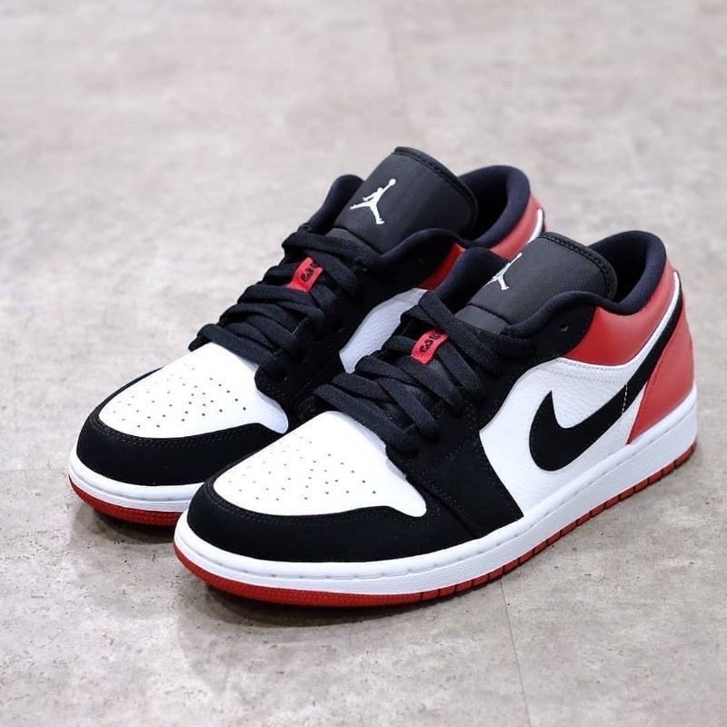 nike-air-jordan-1-low-black-toe-พร้อมกล่อง-รุ่นขายดี