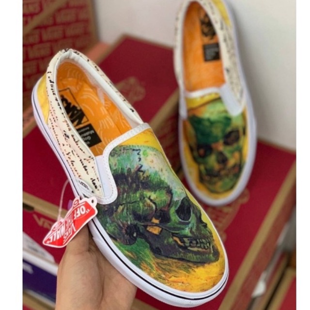 ภาพหน้าปกสินค้าVANS slip on พร้อมกล่อง มีไซส์ 36_44