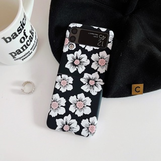 เคสโทรศัพท์มือถือ PC แข็ง กันกระแทก ลายดอกไม้ สีดํา สําหรับ Samsung Galaxy Z Flip 3 5G Z Flip 4