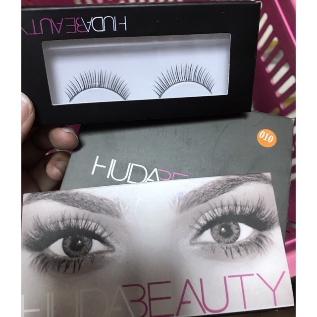 ชุดขนตาปลอม-huda-beauty-มีหลายแบบให้เลือก