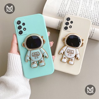 เคสโทรศัพท์มือถือ ซิลิโคน ทรงสี่เหลี่ยม ลายนักบินอวกาศ พร้อมที่ตั้งวาง สีพื้น สําหรับ Samsung Galaxy A72 A52 A42 A32 A22 A12