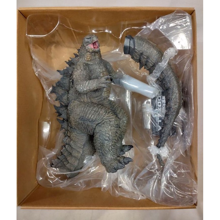 x-plus-toho-large-monsters-series-godzilla-limited-edition-opened-unused-item