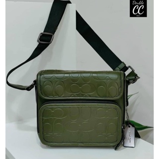 (แท้ 💯%‼ from Factory) ไม่มีป้ายห้อยสีขาว Sullivan Flap Crossbody In Signature Canvas