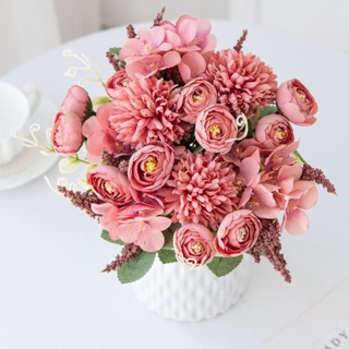 【AG】Artificial Flower Fadeless Not Wither No Watering Nordic Style Easy Care Artificial Rose Hand Bouquet for Wedding