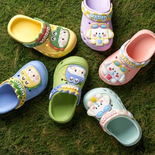 รองเท้าแตะ Crocs กันลื่น ลายการ์ตูนมาริโอ้ เหมาะกับใส่ในบ้าน ห้องน้ํา แฟชั่นฤดูร้อน สําหรับเด็กผู้ชาย และเด็กผู้หญิง