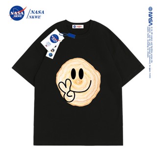 เสื้อยืดแขนสั้น พิมพ์ลายหน้ายิ้ม NASA แฟชั่นฤดูร้อน สําหรับผู้ชาย และผู้หญิง ผู้ชายและผู้หญิงคู่แขนสั้นสไตล์เดียวกั_25