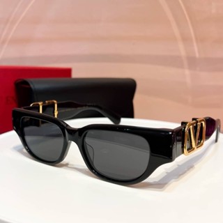 New Arrivals  VALENTINO Glasses รูปถ่ายจากสินค้าจริง