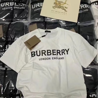 Burberry Burberry &lt; Tag+Collar Label &gt; เสื้อยืดแขนสั้น คอกลม ผ้าฝ้ายแท้ ทรงหลวม สไตล์คลาสสิก สําหรับผู้ชาย และผู้หญ_11