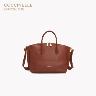 COCCINELLE กระเป๋าถือผู้หญิง รุ่น ESTELLE HANDBAG 180201 สี BRULE