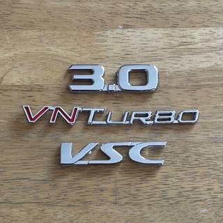 โลโก้ 3.0 VN TURBO VSC ตัวหนังสือฝาท้าย FORTUNER (จำนวน 3 ชิ้น)