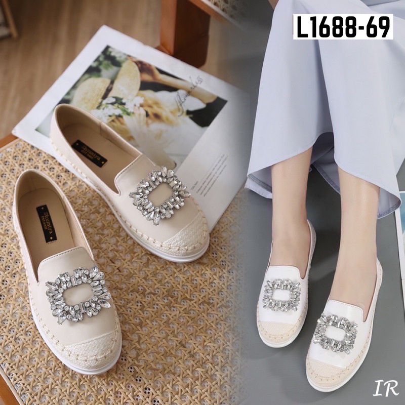 l1688-69-รองเท้าลำลองหนังนิ่ม-งานสวยมาก-จัดเลยสิค้า