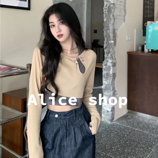 Alice  ชุดเซต 2 ชิ้น เสื้อครอปเเขนยาว เสื้อครอปแฟชั่น  Korean Style fashion Stylish ทันสมัย A29J0EQ 36Z230909