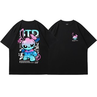 เสื้อยืดคอกลม แขนสั้น พิมพ์ลายกระต่าย สีฟ้า สไตล์ฮิปฮอป แนวสตรีท แฟชั่นเกาหลี สําหรับผู้ชาย และผู้หญิง มีสีดํา สีขาว