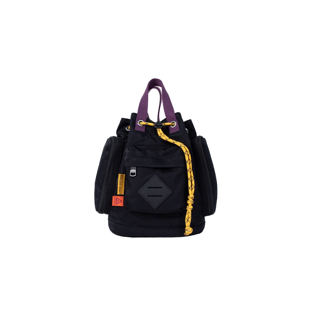 doughnut-bag-pyramid-tiny-happy-camper-series-black-กระเป๋าโดนัทกันน้ำได้-ผลิตจากผ้าไนลอน-420d-น้ำหนักเบา-รหัสสินค้า-09644