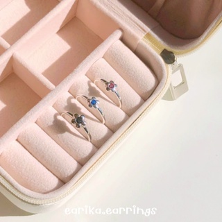 ภาพหน้าปกสินค้าearika.earrings - flora ring แหวนเงินแท้จี้ดอกไม้ประดับเพชร (มีให้เลือก 3 สี) ฟรีไซส์ปรับขนาดได้ ซึ่งคุณอาจชอบสินค้านี้