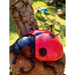 แมลงเต่าทองสีเเดง1คู่ รูปปั้น ปูนปั้น ตุ๊กตาปูนปั้นแมลงเต่าทองสีเเดง สำหรับแต่งบ้านแต่งสวนทั้งสามารถวางและแขวนได้