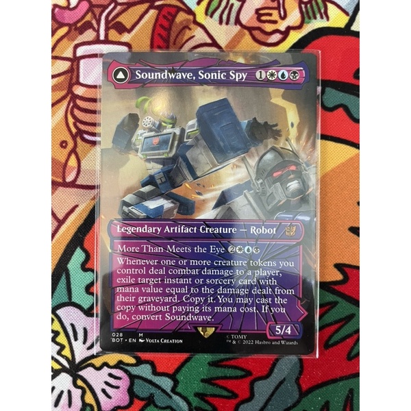 Universes Beyond: Transformers: Soundwave, Sonic Spy (Shattered Glass ...
