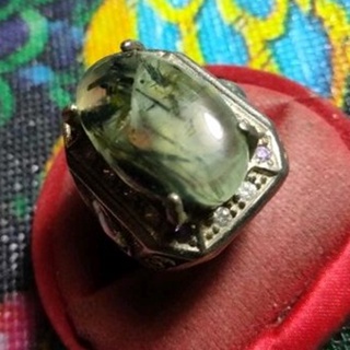 แหวนหินเขียวคนเหล็กไซส์ 68