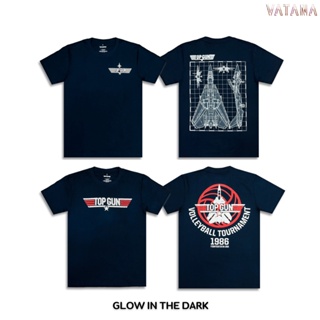 เสื้อยืดคอกลมแฟชั่น VATANA - เสื้อยืดแขนสั้น สีกรม พิมพ์ลาย TOP GUN MAVERICK: Volleyball | Glow in the dark_01