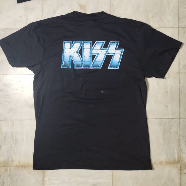 เสื้อวงร็อค-kiss-t-shirt-เสื้อยืดวงร็อค-kiss-เสื้อวงดนตรีkiss