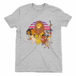 เสื้อยืดแขนสั้น ผ้าฝ้าย 100% พิมพ์ลาย Detailsเกี่ยวกับ The Lion King Family Pride สีเทา แฟชั่นฤดูร้อน สําหรับผู้ชาย_05