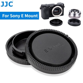 ภาพหน้าปกสินค้าJJC Sony E Mount ฝาครอบตัวกล้องและฝาปิดเลนส์ด้านหลังสำหรับ Sony ZV-E10 A7 IV III II A7R IV III A7S III II A1 A9 II A6000 A6100 A6400 A6600 A5000 และอื่น ๆ กล้อง Sony E Mount & เลนส์ ที่เกี่ยวข้อง