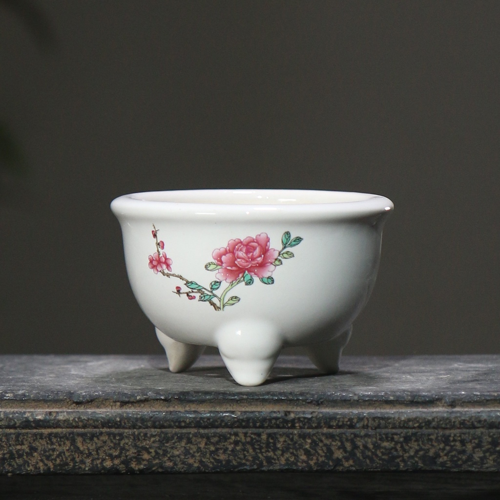 jingdezhen-กระถางดอกไม้เซรามิค-เคลือบเงา-ทรงกลม-สามขา-เพ้นท์มือ-สีขาว-ม่วง-ดอกโบตั๋น