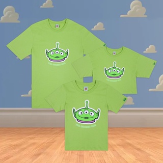 Disney Toy Story Green Man Family Men Women Crop &amp; Kids T-Shirt -เสื้อยืดครอบครัวดิสนีย์ ทอย สตอรี่ เอเลี่ยน ผู้ชาย ครอป