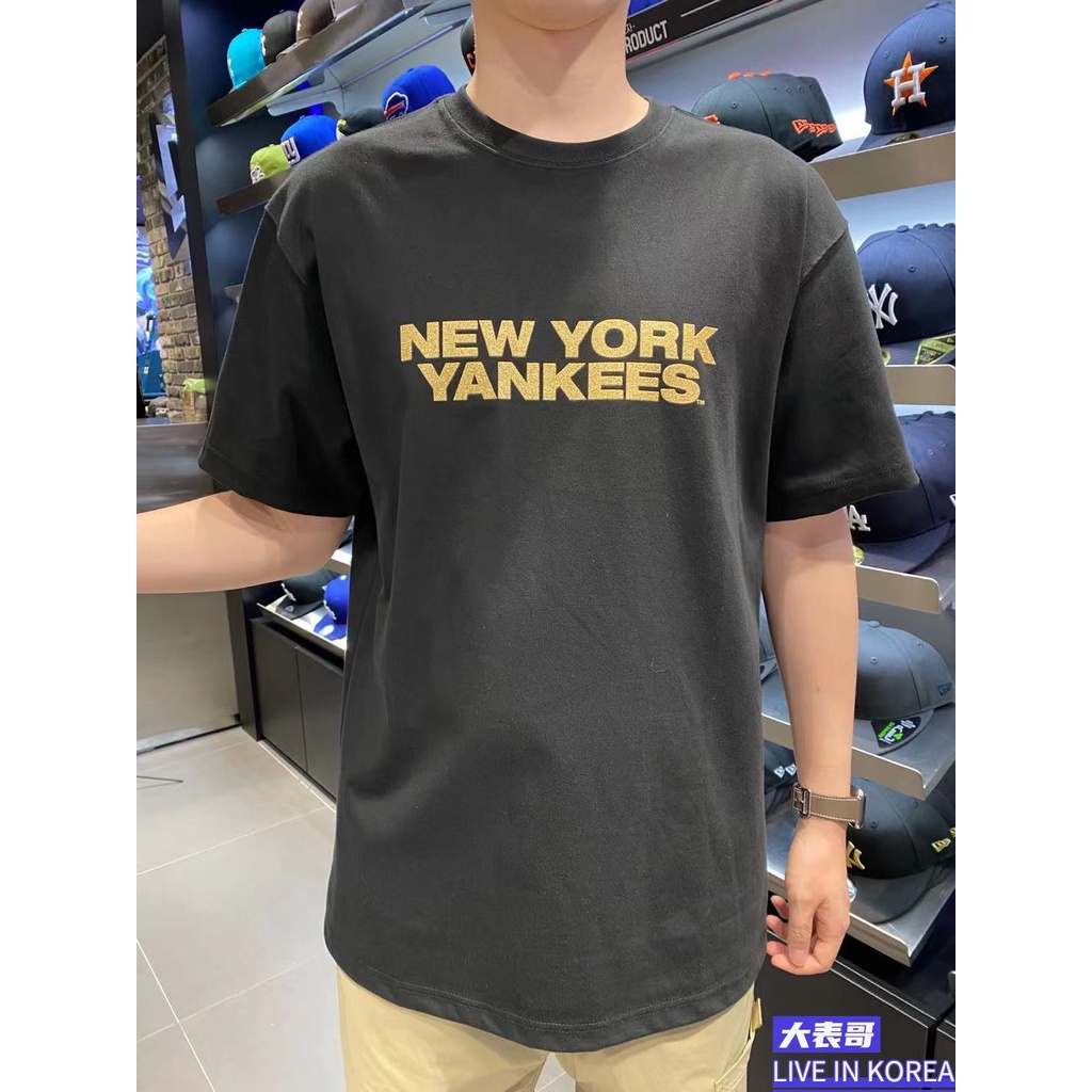 ใหม่-เสื้อแขนสั้น-พิมพ์ลายโล่-ทรงหลวม-ขนาดใหญ่-สําหรับคู่รัก