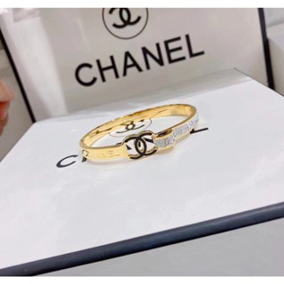 เครื่องประดับ กําไลข้อมือ ประดับเพชร สีทอง แฟชั่นสําหรับผู้หญิง