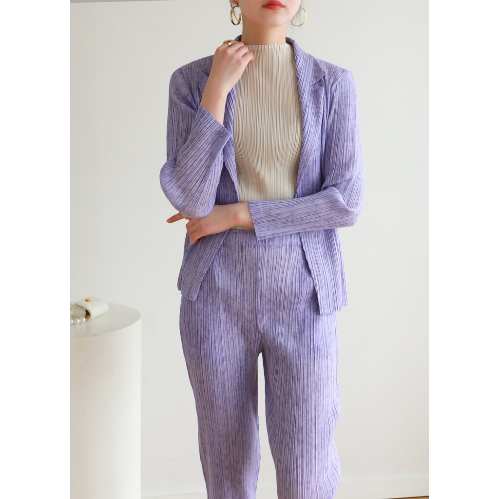 2muay-pleat-เสื้อคลุมผู้หญิง-เสื้อคลุมพลีทคุณภาพ-รุ่น-gjo8667-1-4สี-free-size-printed-collar-pleat-cardigan