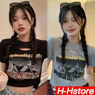 H-Hstore🍒เสื้อยืดแขนสั้นสไตล์เรโทรอเมริกันสำหรับผู้หญิง ดีไซน์เฉพาะ สาวฮอตสาวร้อนรัดรูป เสื้อครอปเอวสูง