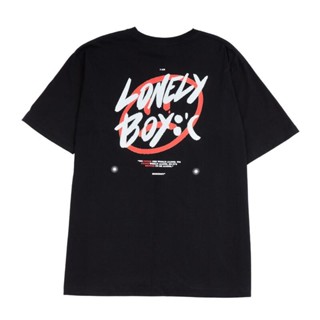 HOMEBOY เสื้อยืดผู้ชายลาย HB.LONELY.BOY