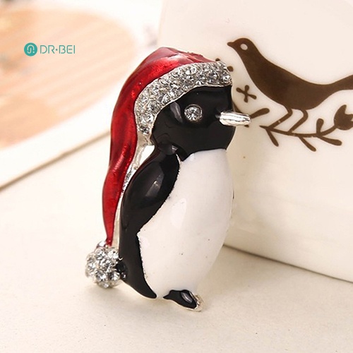 dr-bei-เข็มกลัด-รูปหมวกเพนกวิน-ประดับพลอยเทียม-ของขวัญคริสต์มาส