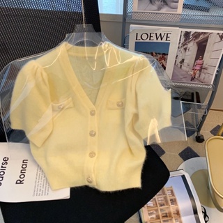 เสื้อท็อปแขนสั้น คอวี ผ้าถัก ขนาดเล็ก สีเหลือง แฟชั่นฤดูร้อน สําหรับผู้หญิง