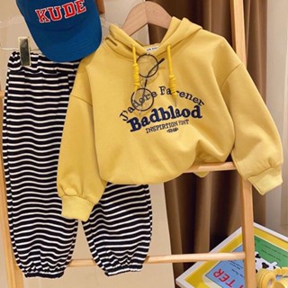 พร้อมส่ง ใหม่ เสื้อกันหนาว มีฮู้ด ลายทาง และกางเกงลําลอง สไตล์เกาหลี ญี่ปุ่น แฟชั่นฤดูใบไม้ผลิ สําหรับเด็กผู้ชาย และเด็กผู้หญิง 2023