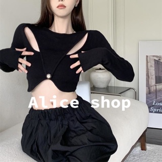 Alice  เสื้อครอปเเขนยาว เสื้อแซ่บๆ ปาดไหล่ คอกลม เอวสูง  รุ่นใหม่ ทันสมัย Korean Style fashion A21K0BQ 36Z230909