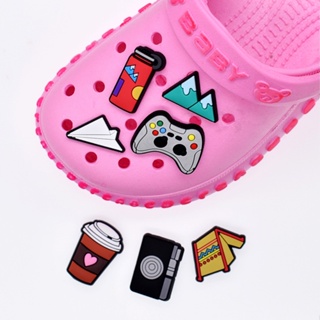 Crocs Jibbitz Pins ปุ่มกดรองเท้า DIY