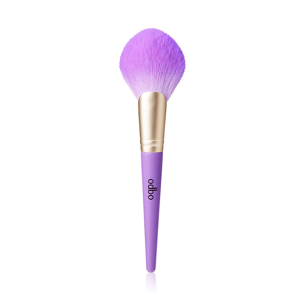 odbo-powder-brush-od8002-1pcs-โอดีบีโอ-แปรงสำหรับลงแป้ง-หัวกลมและพุ่มหนาโค้งมน