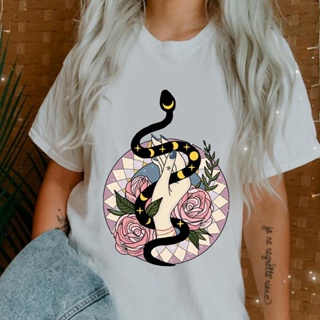 Boho Moon Phases Snake In Hand Colored T Shirt Women Aesthetic Witch Spiritual Tshirt Vintage Witchy Woman Gothic G_01