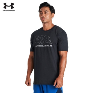 Under Armour เสื้อยืดผู้ชาย รุ่น SAPAC M Graphic Cttn Tee 4 สีดำลายการ์ตูน