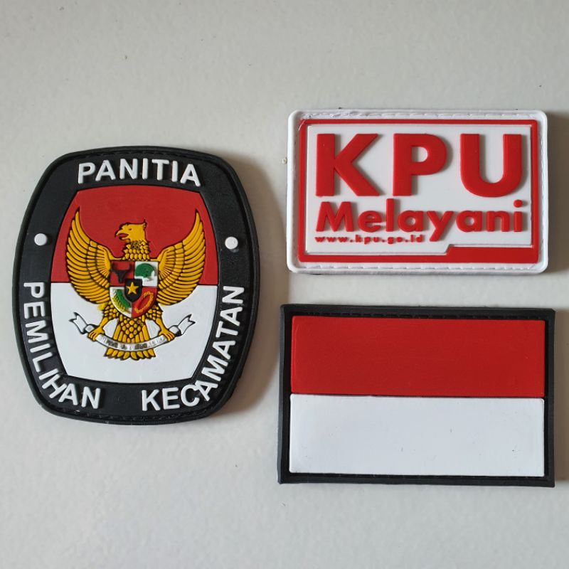 แผ่นปะยาง-ลายโลโก้-คณะกรรมการเลือกตั้งเขตย่อย-pps-kpu-เสิร์ฟ-ธงอินโดนีเซีย-การเลือกตั้ง-แผ่นปะสลักตราสัญลักษณ์ยางเวลโคร