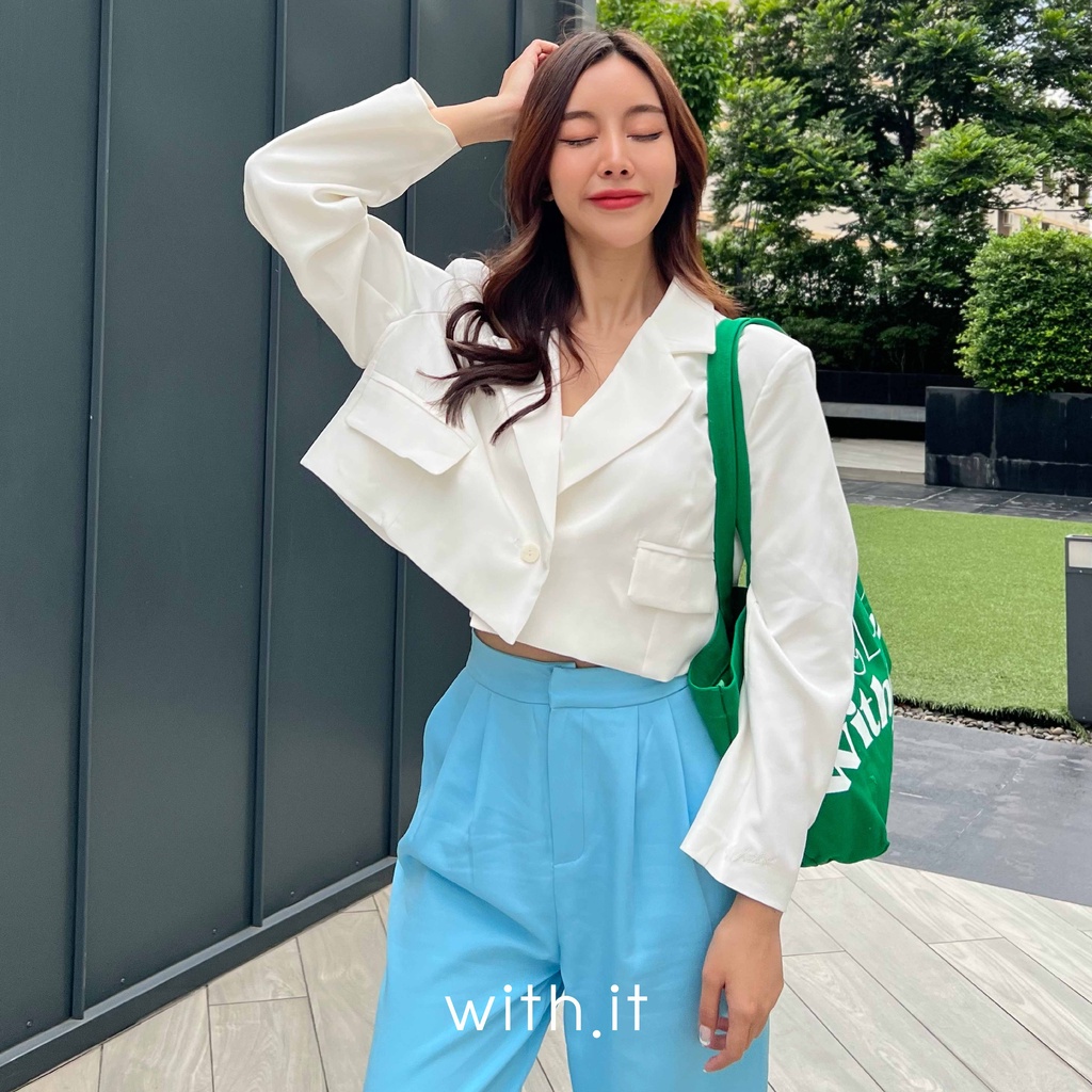 with.ti.store- BZW1121 เสื้อครอปเบลเซอร์วิทอิท | Shopee Thailand