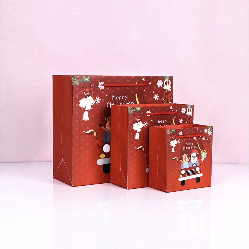 ถุงกระดาษ-ใส่ของขวัญ-สวยหรู-ลายคริสมาส-สีแดง-sku08758