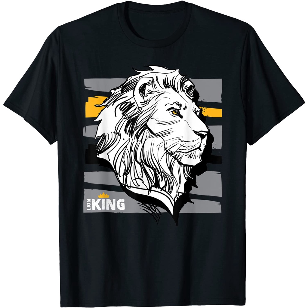 เสื้อยืด-พิมพ์ลาย-disney-the-lion-king-live-action-mufasa-sketched-portrait-สําหรับผู้ชาย-05