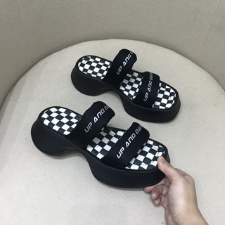 🔥รองเท้าแตะแฟชั่น✨ พื้นนุ่มมากๆ กดสั่งได้เลยนะคะ 💕size35-40