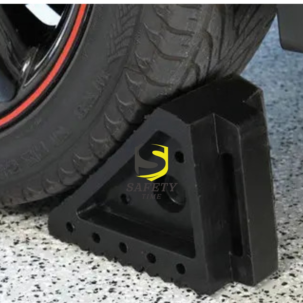 หมอนรองล้อรถ-แบบยาง-ที่รองล้อรถ-ยางหนุนล้อ-wheel-chock-block-ยางห้ามล้อ-ที่หนุนล้อรถ-หมอนหนุนล้อรถ-ยางกันรถไหล