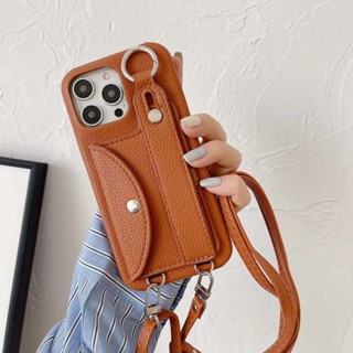 เคสโทรศัพท์มือถือหนัง พร้อมสายคล้องข้อมือ และช่องใส่บัตร สําหรับ iPhone 14PRO 14PROMAX 12PROMAX 7 8PLUS XR XSMAX 11 11PRO 11PROMAX 12 13MINI 13PROMAX 14 14Plus