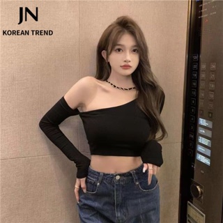 JN Studio  เสื้อครอป Y2K เสื้อยืด ครอป 2023NEW korean แฟชั่นผู้หญิง ทันสมัย Beautiful รุ่นใหม่ ทันสมัย A29J0MN 36Z230909
