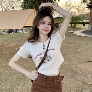 เสื้อยืดแขนสั้น คอวี ทรงไม่สมมาตร แฟชั่นฤดูร้อน สําหรับผู้หญิง และนักเรียน 2023